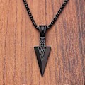 Miniatyrbild 5 av 5: Geometrisk Triangel Spjutspets Hängsmycke Halsband Punk Trendiga Herrsmycken Pojkvän Födelsedagspresent (guld)