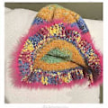 Miniatyrbild 3 av 3: Fuzzy virkad bucket hat för damer, söt stickad hatt med volanger