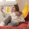 Pikkukuva 5 / 5: Luova Kuupyytäri Ihastuttava Kuupyytäri Pehmeä ja Mukava Kuupyytäri Lapsille ja Ystäville (vaaleanpunainen)