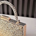 Pikkukuva 4 / 5: Ylellinen käsilaukku naisille, kimalteleva clutch-olkalaukku, sopii erinomaisesti iltajuhliin ja erityistilaisuuksiin, hopea (hopea)