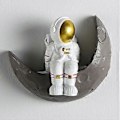 Miniatyrbild 4 av 5: Dekorativ Astronaut i Harts för Upphängning, Barnrum Sovrum Kreativ Rymdman Prydnad Inomhus Väggkonst Skulptur - Flerfärgad,