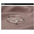 Miniatyrbilde 5 av 5: Elegant Clip-On Button Kvinners Sølv Armbånd Floral Design Silve
