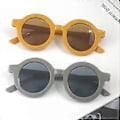 Miniatyrbillede 2 af 5: Korea Unisex Candy Farver Solbriller Søde Børnemode Søde Anti-uv Briller (cremehvid)
