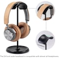Pikkukuva 4 / 5: Kuulokemikronteline, Kaareva kuulokemikronteline säilytysalustalla, Pelipäähinepidike AirPods M:lle