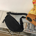 Miniatyrbillede 2 af 5: Sort, brysttaske til kvinder, ny casual og enkel crossbody taske f