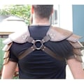 Pikkukuva 4 / 4: Betterlifefg - Keskiaikainen Viikinki Nahkainen Kaksoisolkapanssari Steampunk Vintage Nahkainen Valjaat Retro Spartacus Soturi Gladiaattori Nahkapanssari