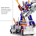 Miniatyrbild 3 av 5: Optimus Warrior - Transformers Leksaksmodell Bil Transformers Optimus Prime Robot Leksaksmodell Led Rörlig