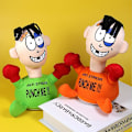 Miniatyrbild 4 av 5: Kreativ Rolig Elektrisk Plysch Leksak Punch Me Doll Roliga Känslor Stressavlastning Green