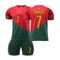 Miniatyrbild 1 av 4: (VM Barn Pojkar Fotboll Kit Ronaldo Fotboll Sport Träningströja Set 3-4 Years