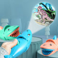 Miniatyrbillede 2 af 5: Grøn lommelygte projektor 12 stk originale film lommelygte legetøj søde tegneserie kreativt legetøj lommelygte projektor legetøj baby sovehistorie bog