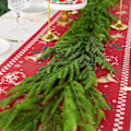 Miniatyrbilde 5 av 6: 6 fot julegran Norfolk fur krans - tett, ekte furukrans med pynt - realistisk kunstig furu til jul, peis, bord, hjemmedekor 2Pcs