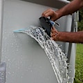 Pikkukuva 5 / 5: Erittäin kestävä, vettähylkivä ja vedenpitävä teippi, läpinäkyvä Flex Tape Black 10cm