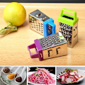 Miniatyrbillede 1 af 2: 1/3 stk. Mini Firsidig Rivejern Rustfrit Stål Høvle Multifunktionel Skrællekniv Frugt Ingefær Hvidløg Rivejern Madlavning Køkken Gadget