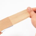Miniatyrbillede 2 af 2: Brysttape, brystløfttape til konturløft og mode | Brysttape bh-alternativ til bryster 2.5cm x5m