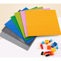 Pikkukuva 3 / 4: Rakennuslevyjen 2-pakkaus Classic Baseplate Bricks Set Rakennuslelut Light Gray