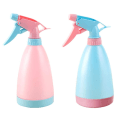 Miniatyrbillede 1 af 5: 2 stk. 500 ml tomme sprayflasker til rengøring og havearbejde - Holdbar trigger-sprayer - Genopfyldelig spray - Spray op og ned i alle retninger (tilfældig farve)