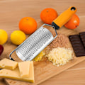 Miniatyrbillede 5 af 8: Rustfrit stål ost rive med håndtag Multifunktionel rive citron ingefær kartoffelzester
