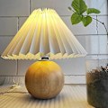 Miniatyrbilde 4 av 4: 24cm hvit retro plissert håndlaget stoff lampeskjerm bordlampe tilbehør stoff KD lampeskjerm japansk plissert lampeskjerm