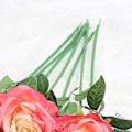 Miniatyrbilde 5 av 5: 5 stk Kunstig Blomst Rose Klar Farge Langvarig Attraktiv Dekorativ Falsk Silkeblomst Dekorasjon Rosa Gul