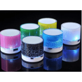 Miniatyrbild 3 av 3: Trådlös Mini Högtalare Bluetooth med LED Grön