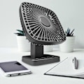 Pikkukuva 3 / 5: Kannettava USB-ladattava pöytätuuletin