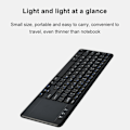 Miniatyrbilde 2 av 5: Tastatur med touchpad, 2,4 GHz tilkobling via USB-mottaker, programmerbare multimedietaster, Windows / Android / ChromeOS