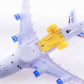 Miniatyrbillede 4 af 5: Plastik Airbus Model Flyvemaskine med Elektrisk Blinkende Lys