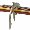 Miniatyrbild 2 av 5: Metallgitarr Capo Hajformad Capo För Akustisk Och Elektrisk Gitarr Med Bra Hand(1st,silver)