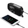 Miniatyrbild 5 av 8: Vevaxlad radio med mobiltelefonladdare, solpaneler, ficklampa, powerbank, SOS-signal 1-P red