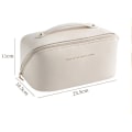 Miniatyrbilde 2 av 8: Romslig Toalettmappe - Perfekt for Reisen - Sminkepung Beige Beige