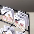 Miniatyrbild 5 av 5: Örhängen smycken display stativ vit krok upp smycken arrangör rack hållare aktivitet halsband ring display stativ butik dekor present