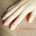 Miniatyrbild 3 av 5: Flexibel träningshandmodell för övning, nagelsalong träningshandmodell kan sätta in nagelbitar för att bära handskar armband ring display undervisning (gul)(2p