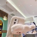 Miniatyrbild 5 av 5: Kompatibel med Iphone 12 Mini Fuzzy Plush Case Söt 3D Rolig Cartoon Björnhandgjord Fluffig Pälslig Päls Rosett Vinter Varm Slät För Kvinnor Flickor Mjuk H