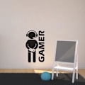 Pikkukuva 4 / 4: Gamer with Controller -seinätekstitarra, Game Boy -seinätarra, vinyylitaidetarra seinälle kotiin, leikkihuoneen makuuhuoneen sisustustarra