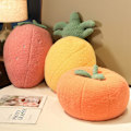 Miniatyrbillede 4 af 5: Sød frugtformet blød lys farve ananas jordbær appelsin formet plysdukke pude legetøj til sovesal - Snngv（Orange）