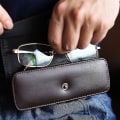 Miniatyrbillede 5 af 5: Upscale bælte bærbare kohud briller etui mænd bærbare læder læsebriller opbevaringsboks（sort）