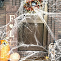 Miniatyrbild 2 av 5: Halloween-webbdekorationer 30 kvm dekorationssträckbar webb med falska plastspindelnät utomhus webb Halloween-dekor