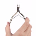 Miniatyrbilde 4 av 7: Cuticle Nipper rustfri - Cuticle bar - Neglesaks Gold