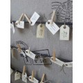 Pikkukuva 3 / 6: 100 puista pidikettä askarteluun ja koristeluun - Pyykkipojat - DIY Tree