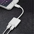 Miniatyrbild 2 av 3: Lightning Splitter - Dual Ingång 2-in-1 iPhone Vit Default Title