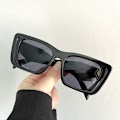 Miniatyrbillede 2 af 4: 1 stk 2024 Nye Dame Solbriller Firkantet Stel Fashion UV