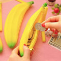 Miniatyrbillede 2 af 5: Gul blyantæske / Make-up taske / Pung i silikone - Banan (ye