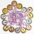 Miniatyrbild 3 av 3: 3 st guld silver brons olympisk stil metall vinnarmedaljer guld si