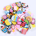 Miniatyrbilde 2 av 5: Sko Charms, 100 stykker Crocs Pins, Tøfler Sandaler Charm, Jule- eller bursdagsgave til jenter og gutter