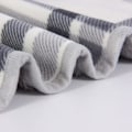 Miniatyrbillede 2 af 5: 1 stk. dame fleece poncho ternet fleece sjal kappe (grå) vinter