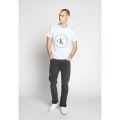 Pikkukuva 4 / 5: T-paidat Calvin Klein DACC1646F Valkoiset 187 - 189 cm/L