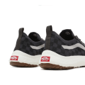 Pikkukuva 7 / 9: Puolikengät Vans UA Ultrarange VR3 Mustat 40.5