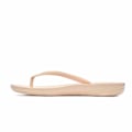 Pikkukuva 2 / 5: Varvassandaalit fitflop Iqushion Beesit 40