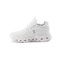 Pikkukuva 2 / 5: Puolikengät On Cloudnova Undyed Valkoiset 41