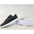 Pikkukuva 5 / 6: Puolikengät Puma Smash V2 Metallics JR Mustat 38.5